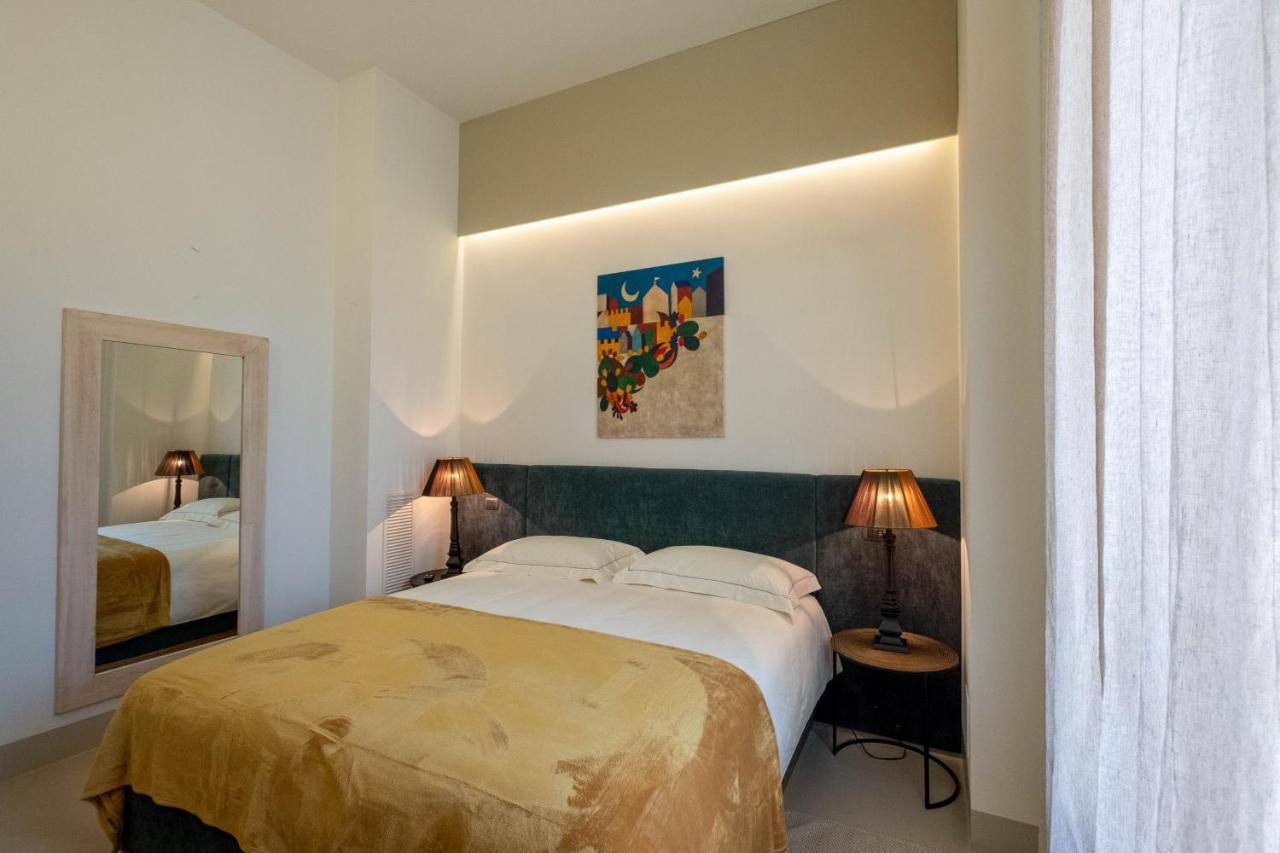 Palazzo San Lazzaro - Lecce Selection Jacuzzi Rooms & Suites Exterior foto