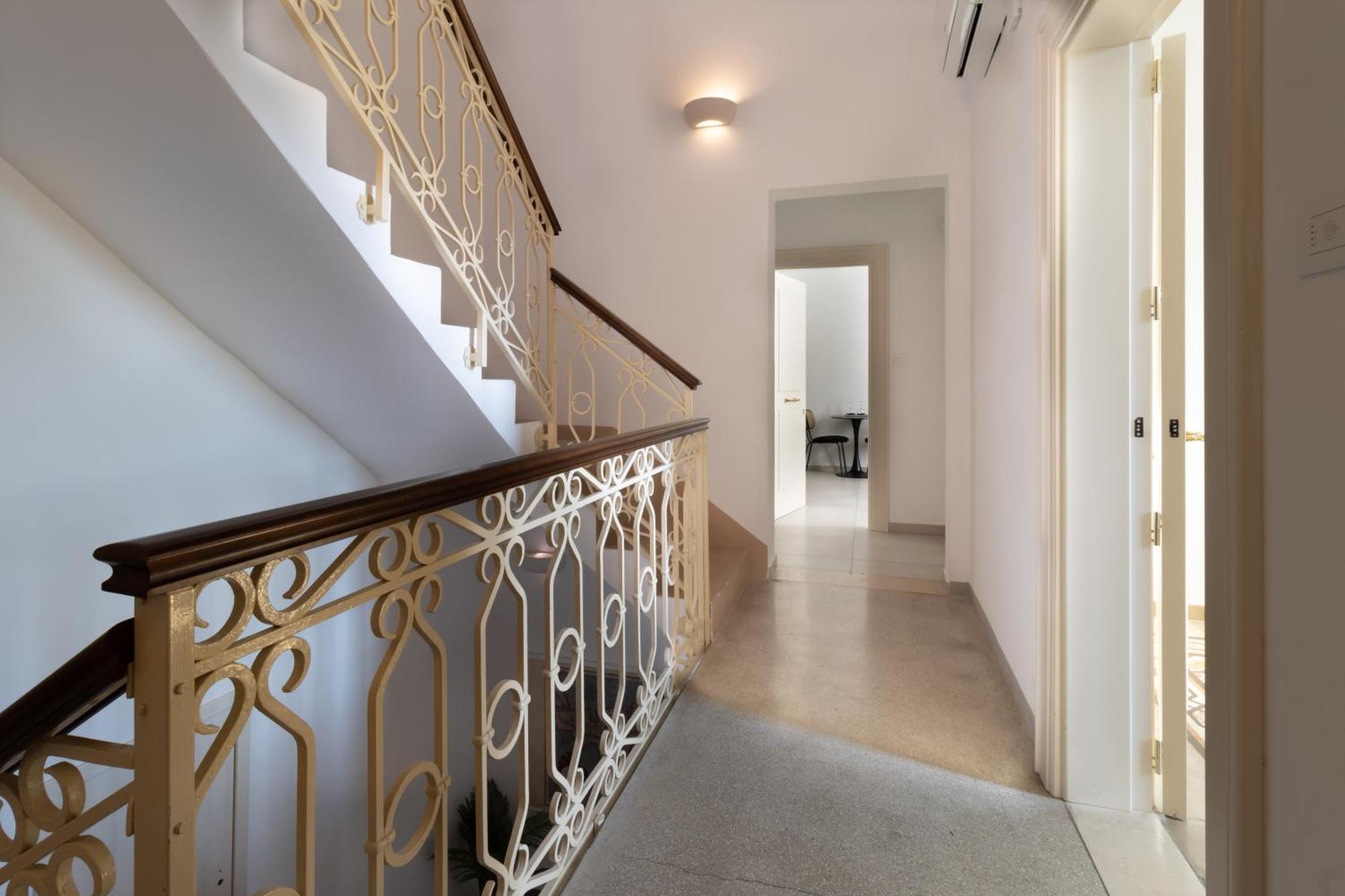 Palazzo San Lazzaro - Lecce Selection Jacuzzi Rooms & Suites Exterior foto