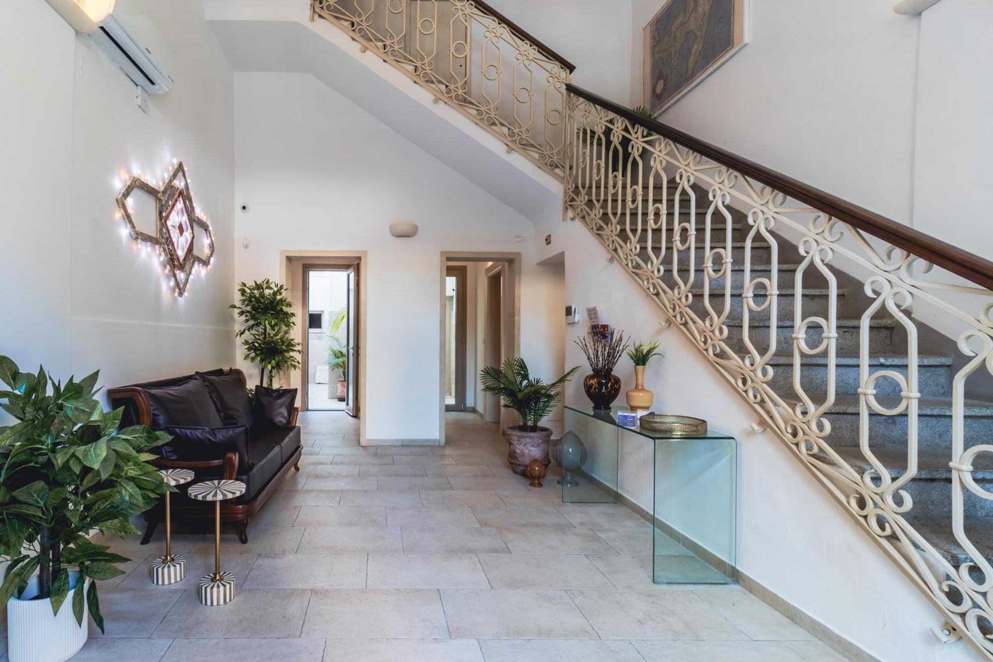 Palazzo San Lazzaro - Lecce Selection Jacuzzi Rooms & Suites Exterior foto
